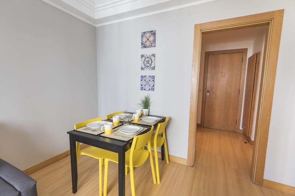 Lovelystay - Charming Marques Flat Lisbon Exterior photo