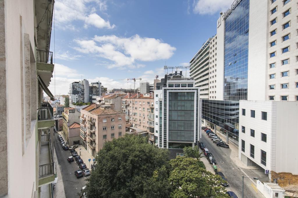 Lovelystay - Charming Marques Flat Lisbon Exterior photo