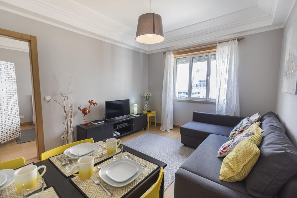 Lovelystay - Charming Marques Flat Lisbon Exterior photo